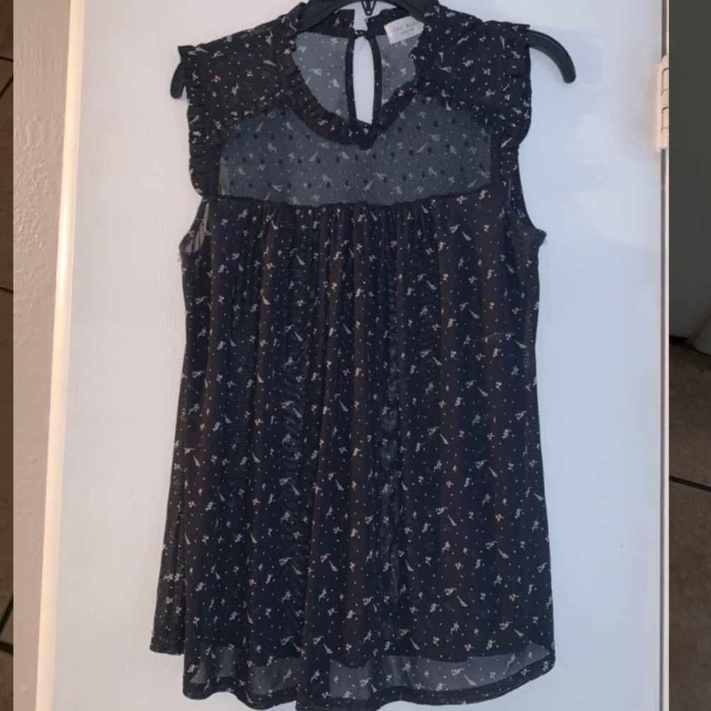 Short sleeve blouse